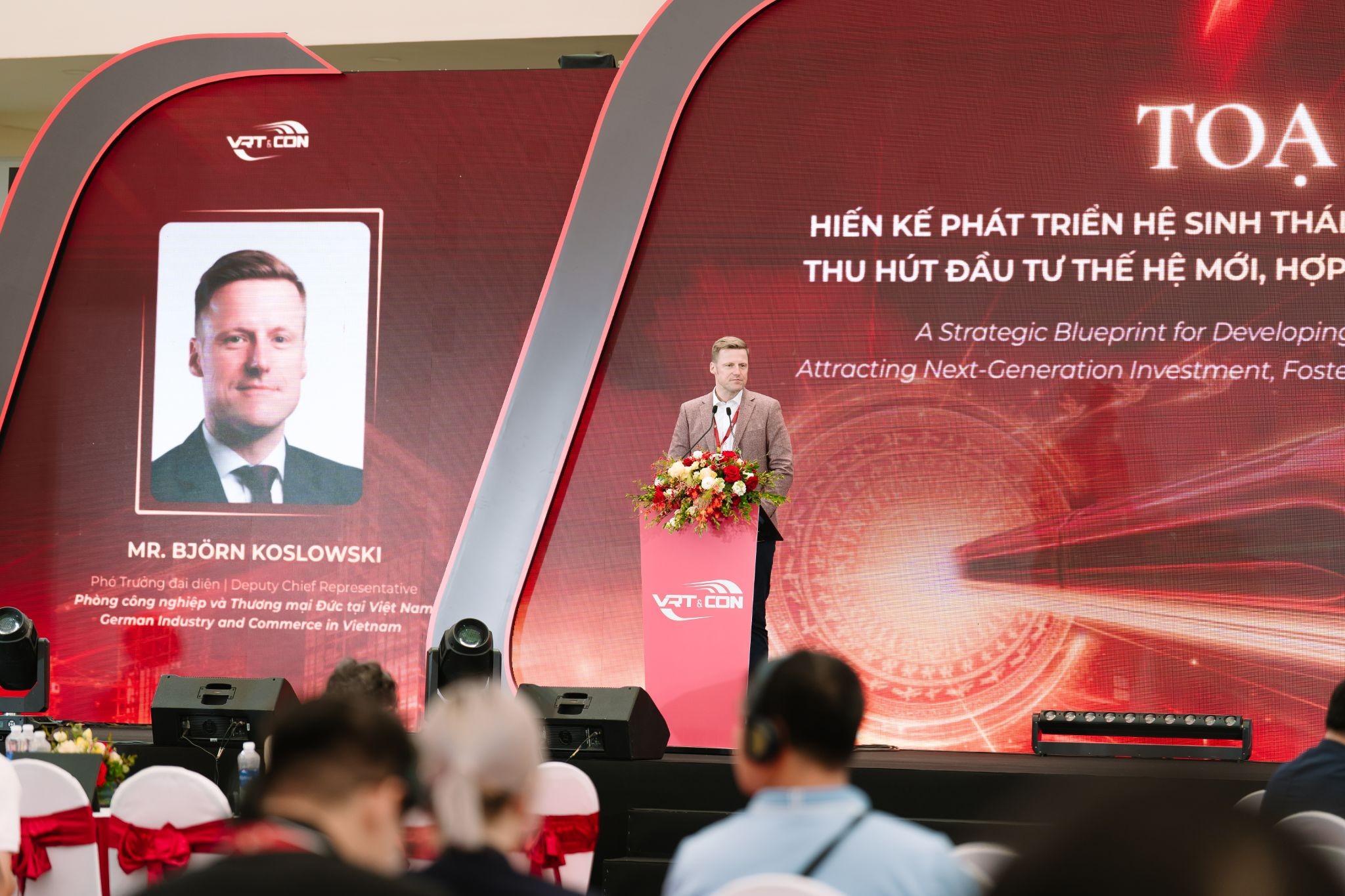 vrtcon6-1791699141.jpg