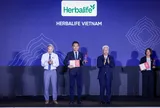 Herbalife được vinh danh Top 30 Thương Hiệu Phát Triển Bền Vững tại Việt Nam tại Giải thưởng Rồng Vàng 2026