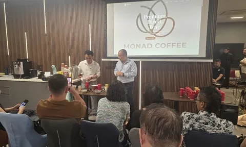 Từ Tây Nguyên đến Singapore: Hành trình đưa Monad Coffee ra thế giới của VietCham và Brands-On