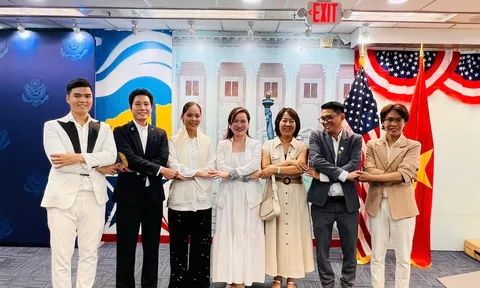 Lê Hồng Ân nhà sáng lập Trung tâm Xúc tiến Thương mại ASEAN cùng dấu ấn 250 năm Quốc khánh Hoa Kỳ