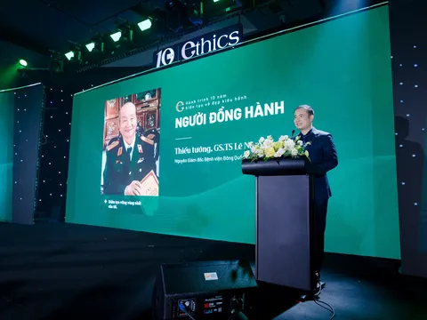 Thẩm mỹ viện Ethics kỷ niệm 10 năm phát triển với sự kiện “Tỏa sáng vạn năm”