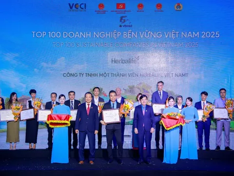 Herbalife Việt Nam được Liên đoàn Thương mại và Công nghiệp Việt Nam vinh danh Top 100 Doanh Nghiệp Bền Vững Việt Nam 2025