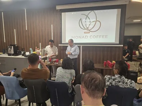 Từ Tây Nguyên đến Singapore: Hành trình đưa Monad Coffee ra thế giới của VietCham và Brands-On