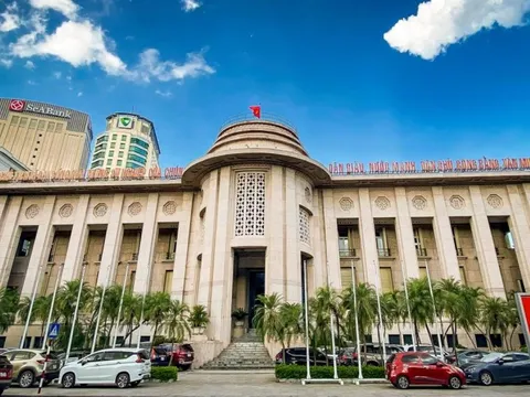 Thủ tướng yêu cầu NHNN chỉ đạo các ngân hàng tiếp tục thúc đẩy cho vay lĩnh vực bất động sản