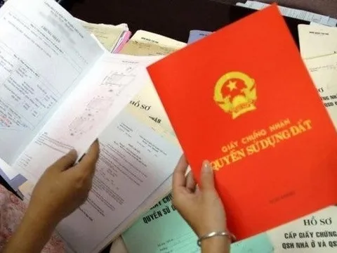 Năm 2023-2024, những trường hợp được miễn giảm thuế, phí khi sang tên sổ đỏ mà người dân cần biết