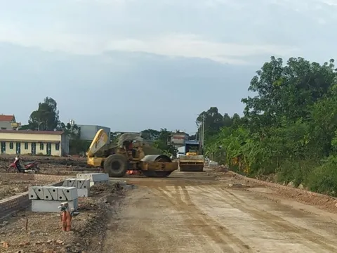 Thi công “thần tốc” tại dự án Khu nhà ở liền kề Á Đông – Bạch Thượng