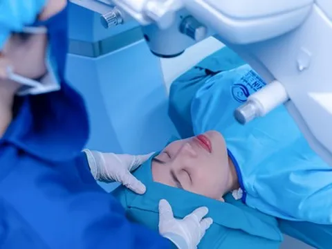 Xóa cận êm ái, thần tốc với siêu công nghệ Smile Pro tại Vin Eye