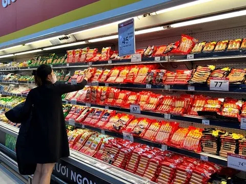 "Hạ nhiệt" sau chuỗi ngày tăng nóng, cổ phiếu ngành bán lẻ có thể "hút tiền" trở lại?