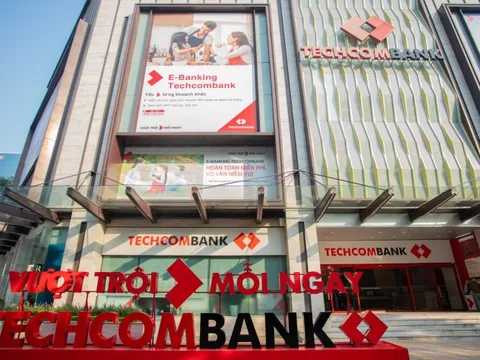 Phó Tổng Giám đốc Techcombank muốn bán bớt cổ phiếu TCB