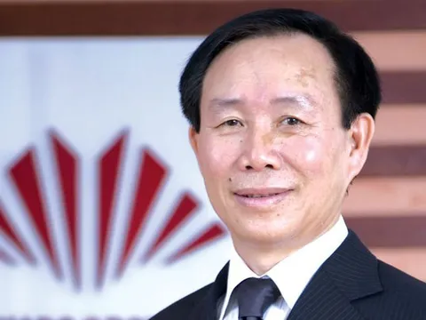Sở hữu tài sản 2.800 tỷ, vị chủ tịch vừa từ nhiệm "cảm ơn người đã cứu sống tôi trong tai nạn"