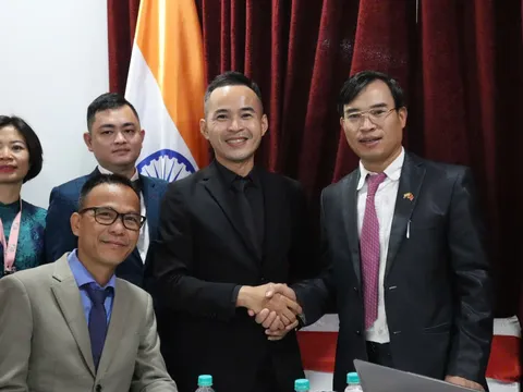 Rocky Ngọc Thạch và Smart Link Logistics tiên phong đưa hàng hóa Việt vươn tầm thế giới