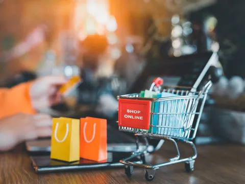 Thương hiệu Việt giữ vững tăng trưởng trên thương mại điện tử